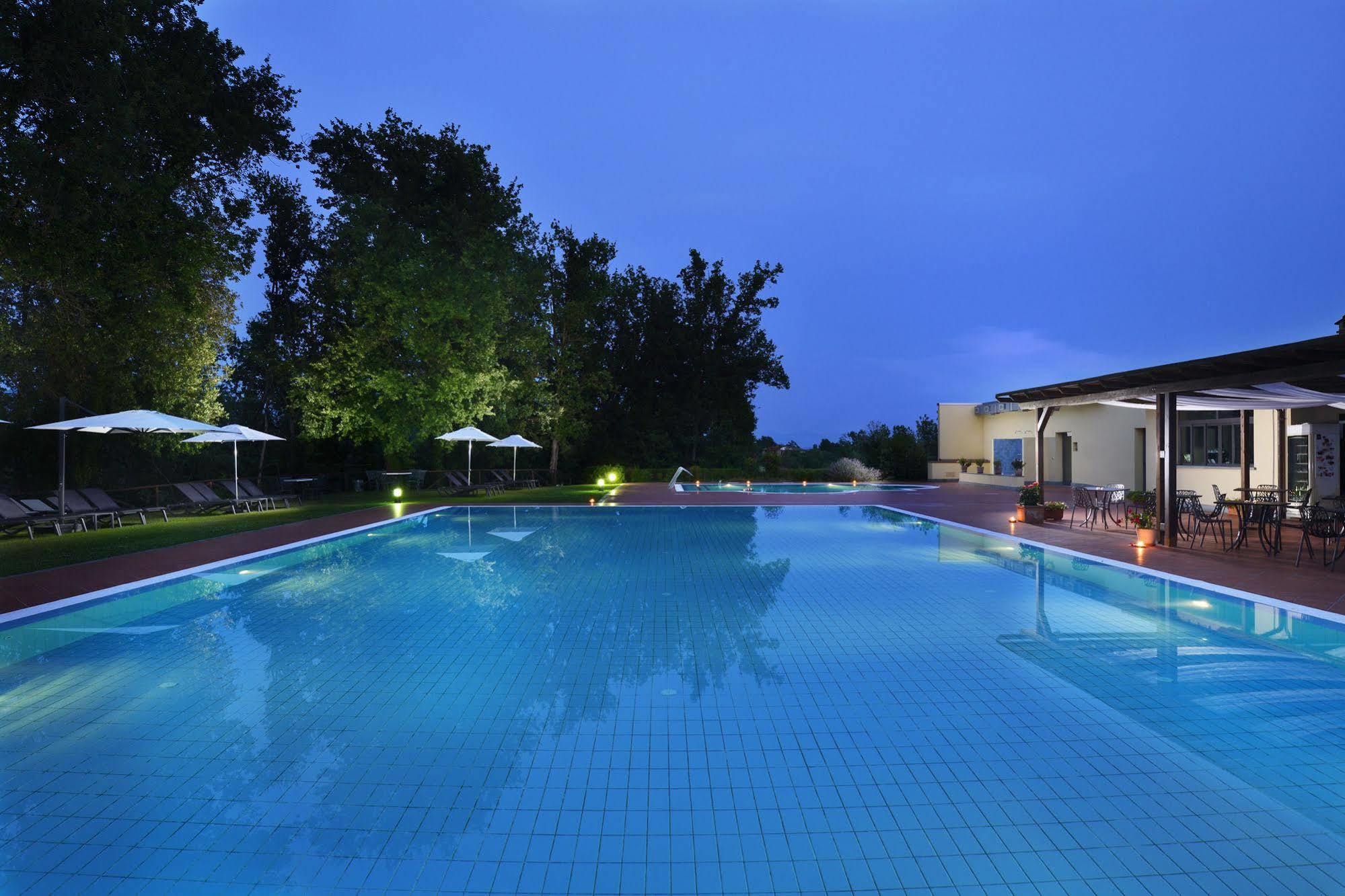 Unahotels Poggio Dei Medici Toscana Scarperia Exteriér fotografie